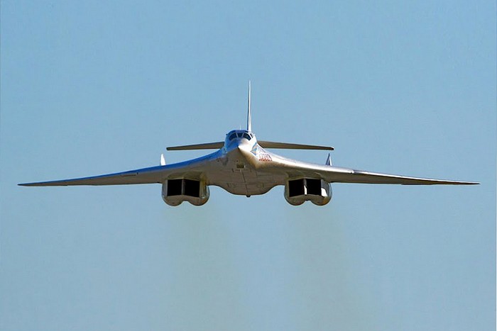 Ту-160: &quot;Белый лебедь&quot; стратегический ракетоносец