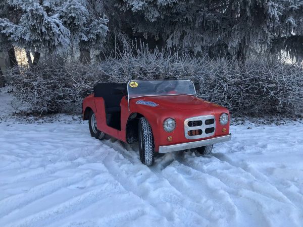 Детский автомобиль для обучения вождению